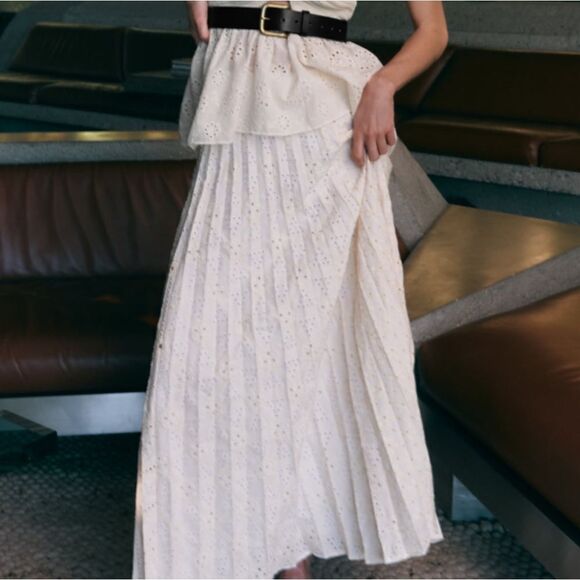 Zara PLEATED SKIRT WITH EMBROIDERY NEW - Picture 1 of 4